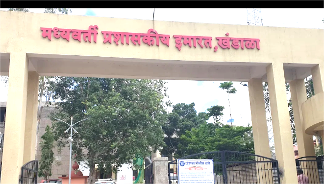 Background for Khandala Police Station